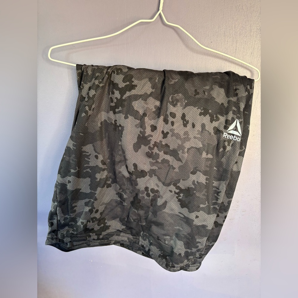 3XL men’s athletic Reebok shorts with pockets